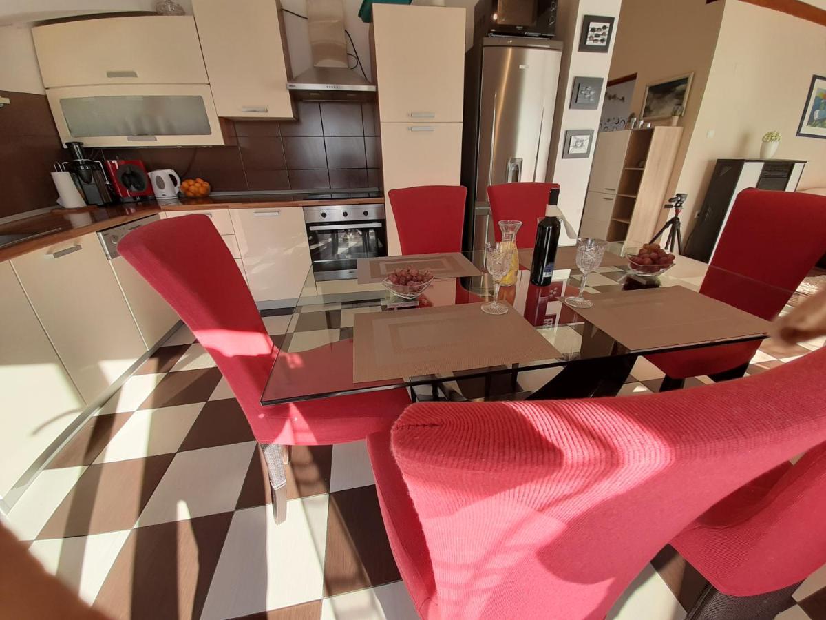 Apartment Franka Dramalj Bagian luar foto